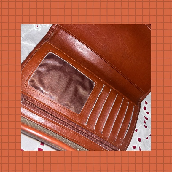 Dooney & Bourke Leather Tri-Fold Wallet - Picture 6 of 7